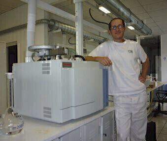 Fast and Accurate Analysis of Food Samples