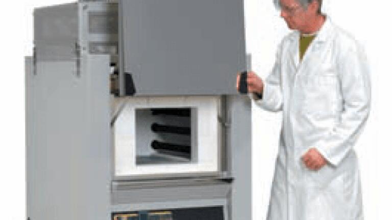 Furnace Constructed for the Thermal Treatment of Foamed Ceramics