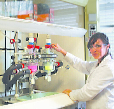 Lab Reactor Increases the Productivity of Synthesis at Warwick University