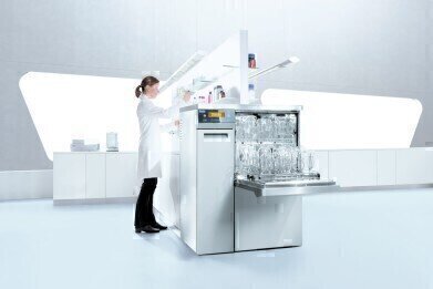 Lab Washers: To Centralise or Not To Centralise?