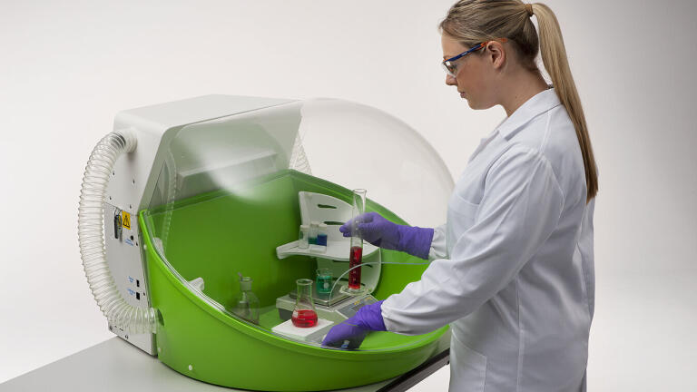 Versatile Containment Equipment that Adapts to Different Environments