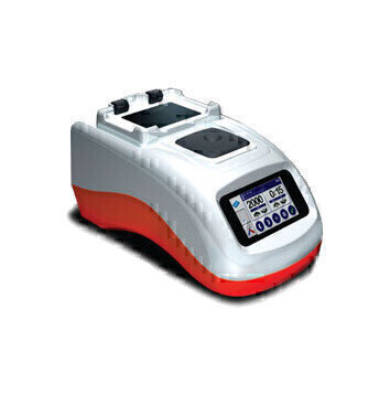 Multiple Mixing Options in One Compact Instrument