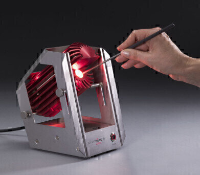 It’s magic – sterilisation with light! Instant … Innovative … No gas … Amazing!
