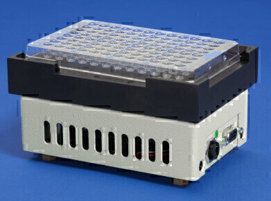 Compact Heating Dry Bath designed for Robots and other Remote Controlled Systems
