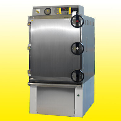 Large Chamber Lab Autoclaves for Bulky Items
