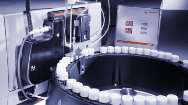 For filling highly viscous samples without breaking a sweat