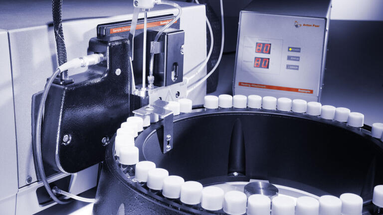 For filling highly viscous samples without breaking a sweat