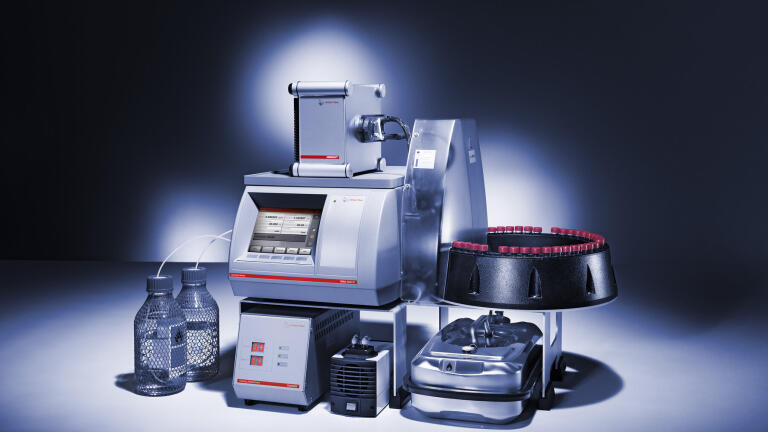 Efficient Multiparameter Measurements on Lubricants and Oils