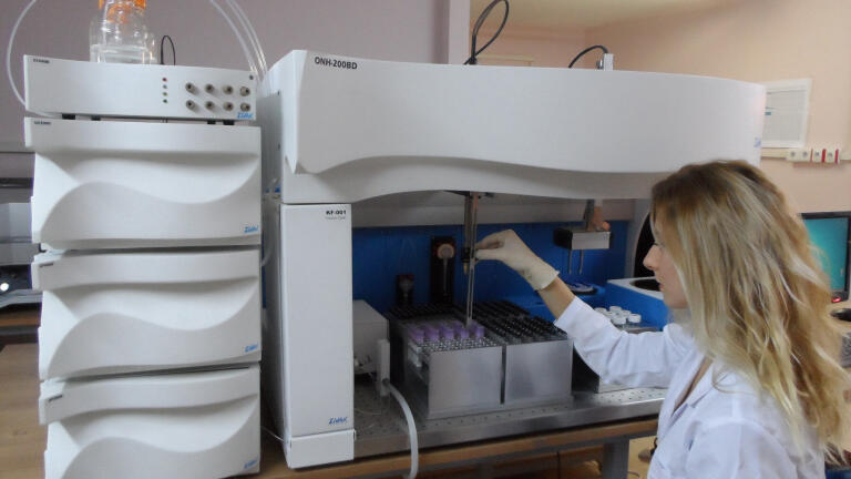 Enhancing Clinical Diagnostics with Liquid Handling Robot