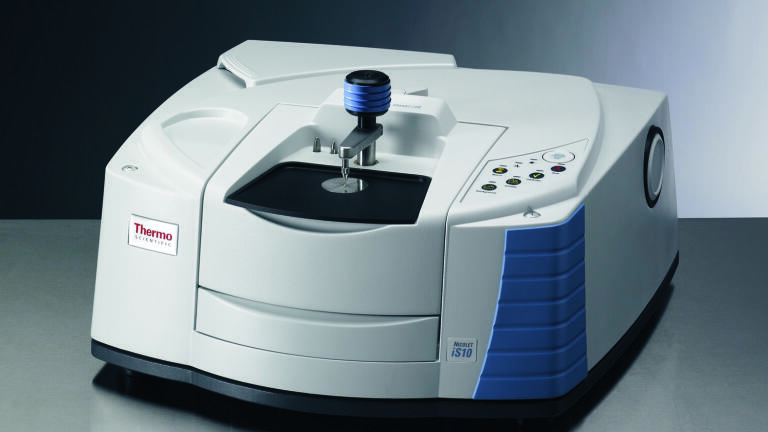 Thermo Scientific™ Nicolet™ iS™10 FT-IR spectrometer