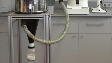 Cyclone for Variable Speed Rotor Mill provides fine grinding of Difficult Samples