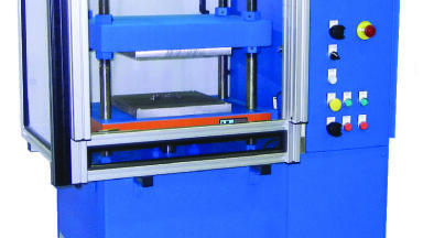 Hydraulic Presses for Laboratory Applications on show at Pittcon 2014