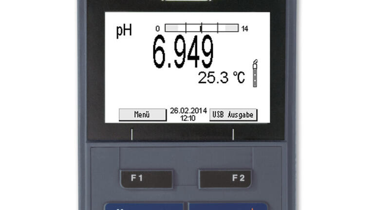 Single-parameter handheld instruments for pH, Conductivity and DO