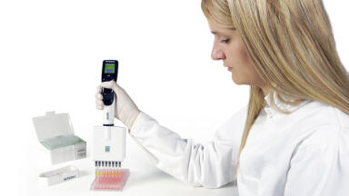 Lightweight Electronic Pipettes