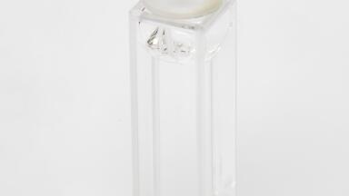 Raman and Fluorescent Certified Reference Material