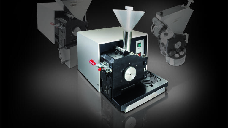 Optimal for size-reduction with minimal cleaning effort - FRITSCH Cutting Mills