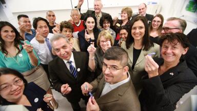 Source BioScience launches its products and services in the USA