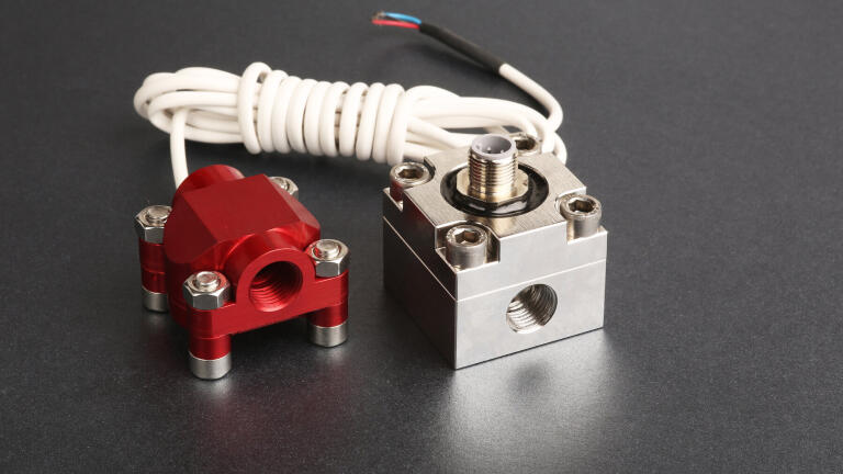 Compact and Lightweight Flowmeters