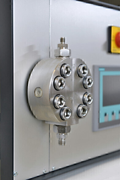 Micro-metering Pump with Mechatronic Control for Highly Precise Micro Flow Measuring up to 500 bar 
