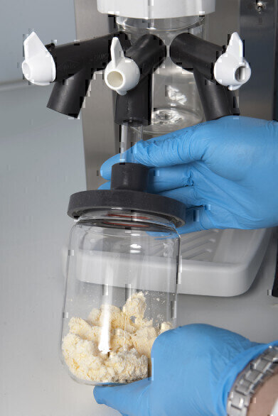 Compact Combination Freeze Dryer/Vacuum Concentrator