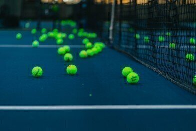 How Does a Tennis Ball Launcher Machine Work?