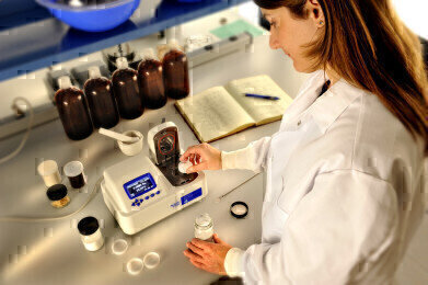 Fast, Reliable and Traceable Measurements of Water Activity