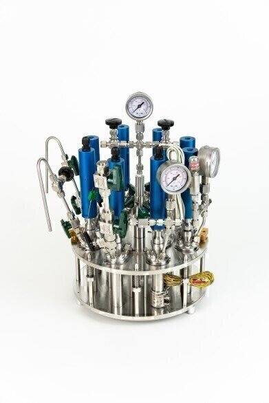 Extremely Flexible Device for High Pressure Parallel Chemistry