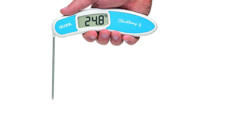 HI151 Checktemp®4 Temperature Testers with folding probe and five-point factory calibration