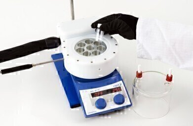 Reproducible Small Scale Reaction Chemistry at Low Temperatures