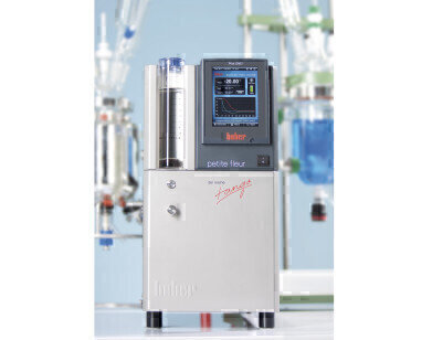 Petite Fleur: Efficient temperature control system for laboratory applications