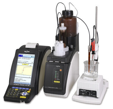 Versatile titrator for simultaneous two-line titrations