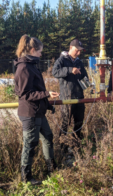 Meteorite crater microbes produce methane — a hint at life on Mars